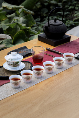 薄胎玉瓷珐琅彩茶器《春早图》