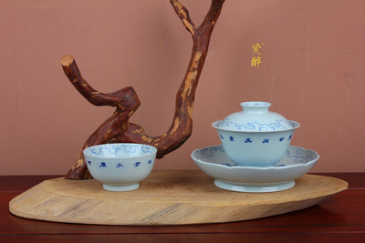 手绘青花工笔荷花纹盖碗茶具