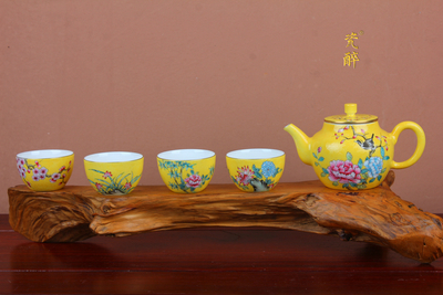 粉彩扒花帝王黄锦地绘《国色天香》茶壶《梅兰竹菊》四杯